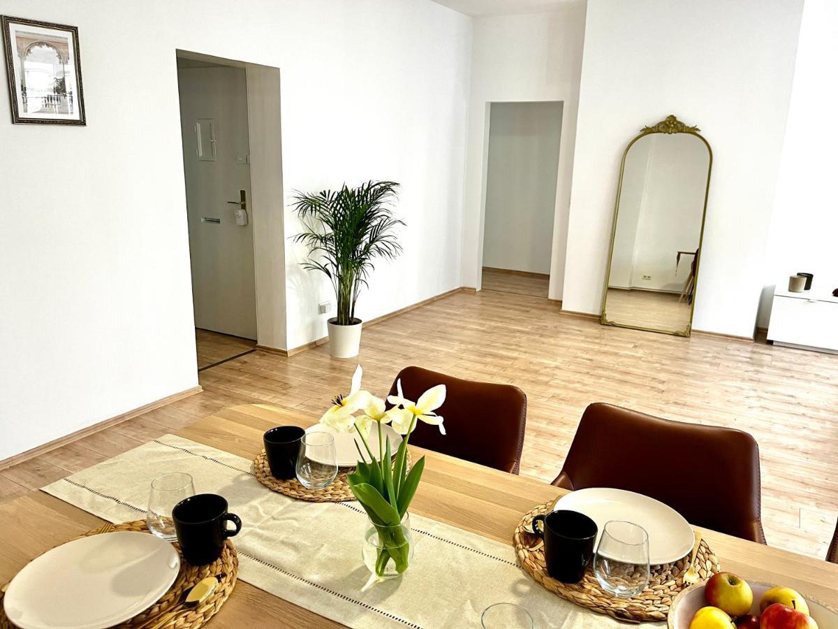 Design Apartment - Parking - Kingsize-Bett - 2X Bad - Zentrum Hannover Exteriör bild
